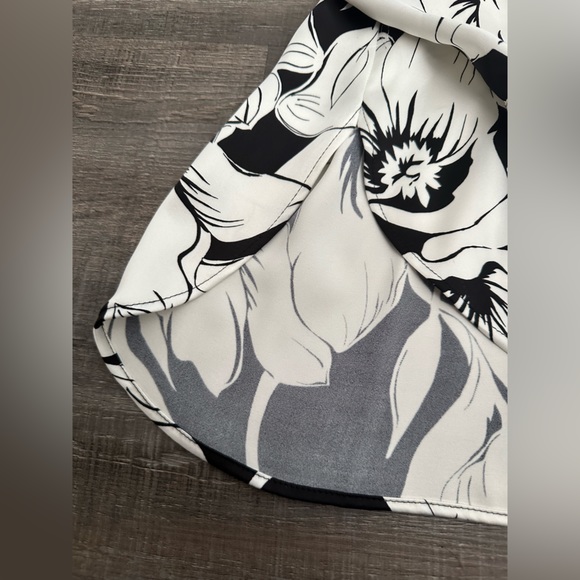 House Of Harlow Blouse - Picture 5 of 8